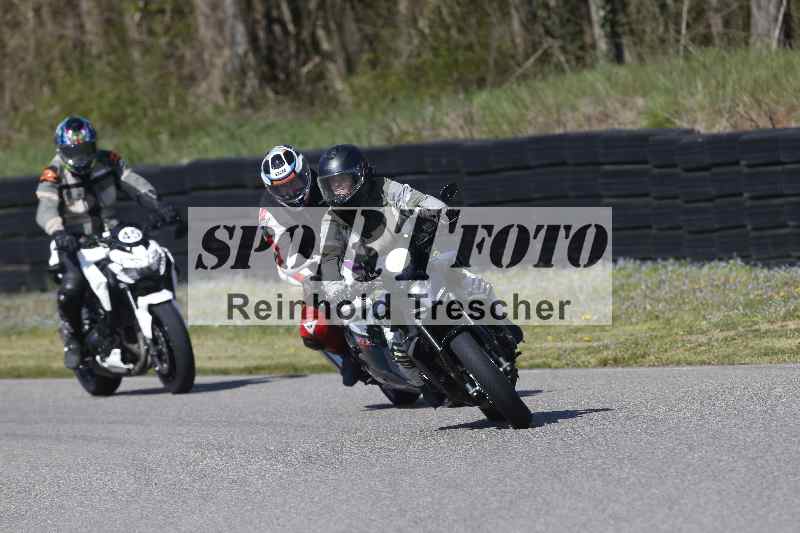 /01 02.04.2026 MAZ ADR/Gruppe gelb Gruppe gruen/unklar